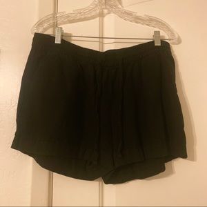 Old Navy linen shorts.